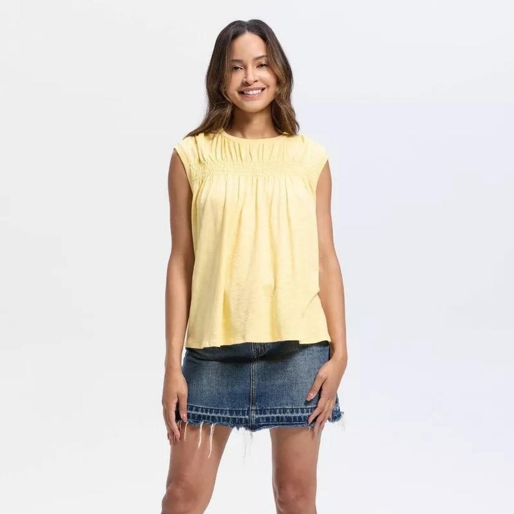 Universal Thread Butter Yellow Smocked Sleeveless Knit Top - Size XS NEW